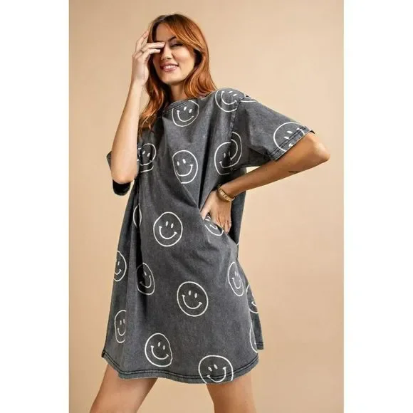 Easel Womens Smiley Happy Oversized Dress or Top in Black New S-L ED18210 - Picture 4 of 11